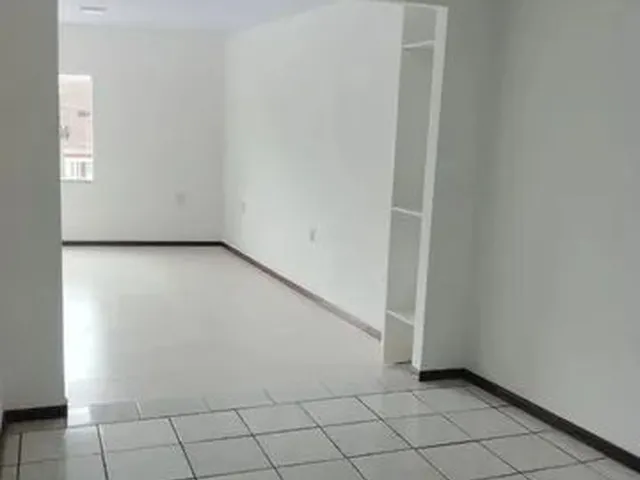 Imagem 9: Térrea para Aluguel Tem 80 Metros Quadrados com 2 Quartos em Czerniewicz - Jaraguá Do