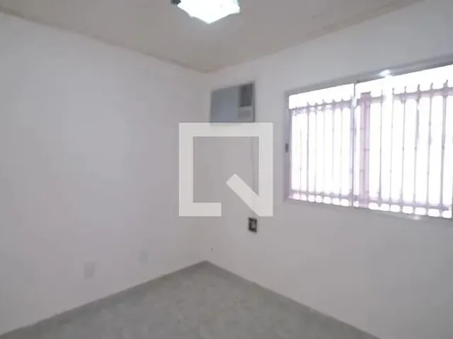 Imagem: Casa para Aluguel - Pinheirinho, 2 Quartos