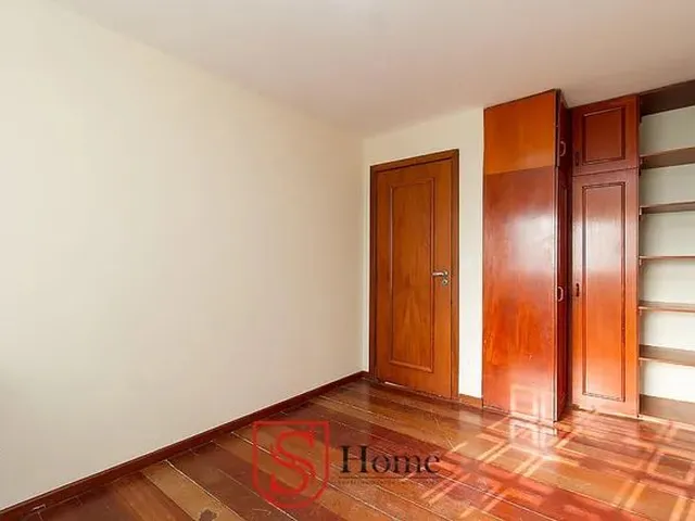 Imagem 6: Sobrado com 3 Quartos e 1 Vaga para Aluguel no Parolin