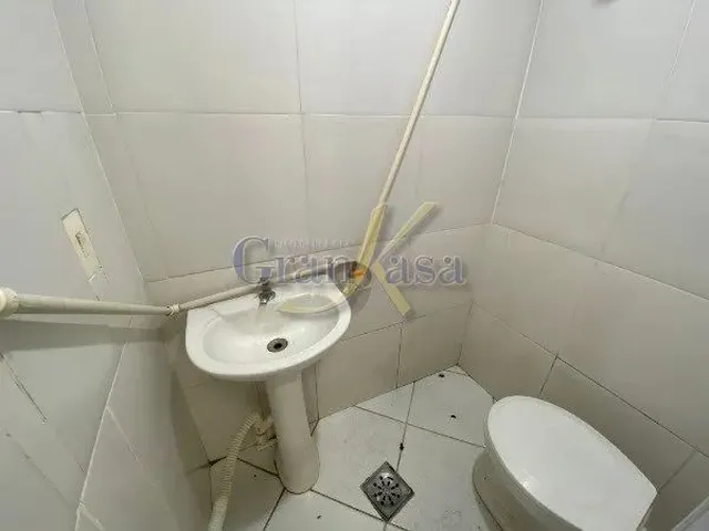 Imagem 10: Sala Reformada em Galeria Movimentada