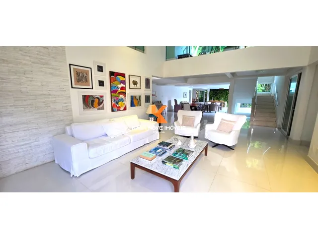 Imagem: Casa de luxo em condomínio à venda em