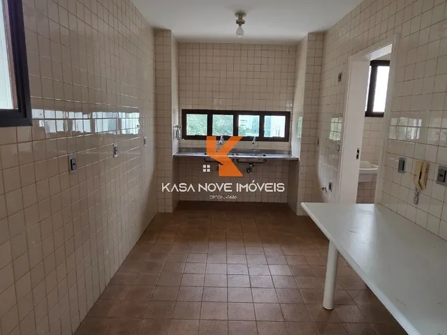 Imagem 2: Aluguel de Apartamento de Luxo na Graça, Salvador-BA: 3 Quartos, 3 Suítes, 2 Salas, 5
