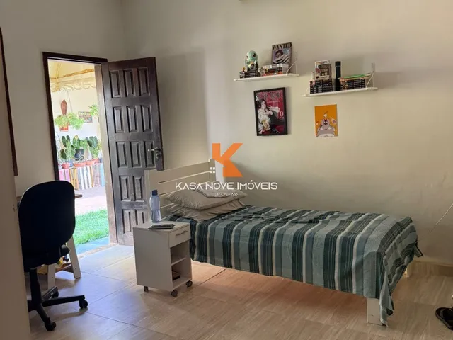 Imagem 8: Casa à Venda em Salvador-BA, Bairro Pituaçu: 5 Quartos, 4 Suítes, 2 Salas, 6