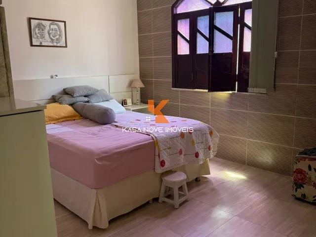 Imagem 13: Casa à Venda em Salvador-BA, Bairro Pituaçu: 5 Quartos, 4 Suítes, 2 Salas, 6