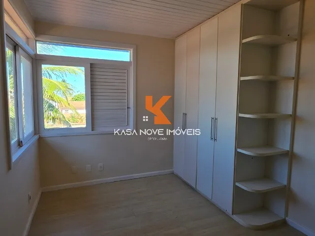 Imagem 11: Imóvel de Luxo à Venda em Vilas do Atlântico, 4 Quartos, 3 Suítes, 3 Salas, 5