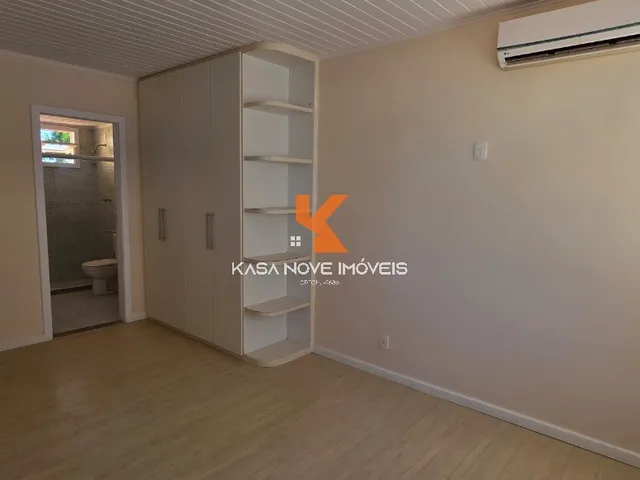 Imagem 5: Imóvel de Luxo à Venda em Vilas do Atlântico, 4 Quartos, 3 Suítes, 3 Salas, 5