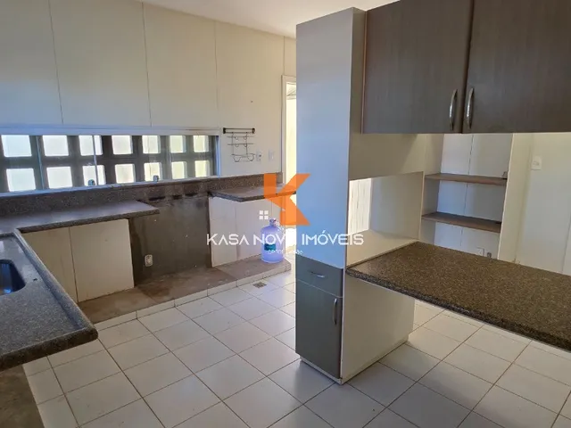 Imagem 14: Imóvel de Luxo à Venda em Vilas do Atlântico, 4 Quartos, 3 Suítes, 3 Salas, 5