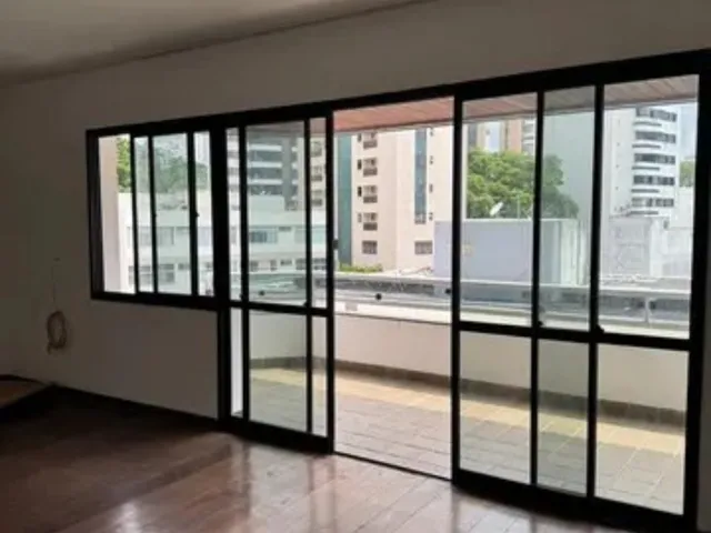Imagem: Excelente Apartamento à Venda com 4 Quartos