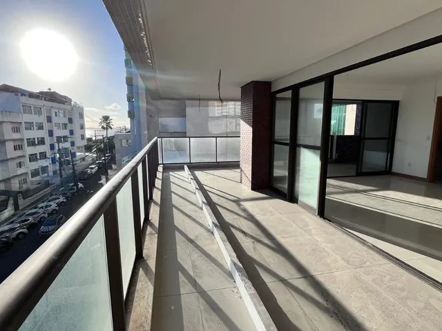 Imagem 1: Apartamento com 4 quartos e 4 suítes na Barra, Salvador-BA: 194m², 2 salas, 6 banheiros