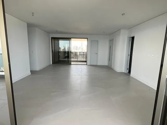 Imagem 9: Apartamento à venda na Barra, Salvador-BA: 4 quartos, 4 suítes, 2 salas, 6 banheiros, 3