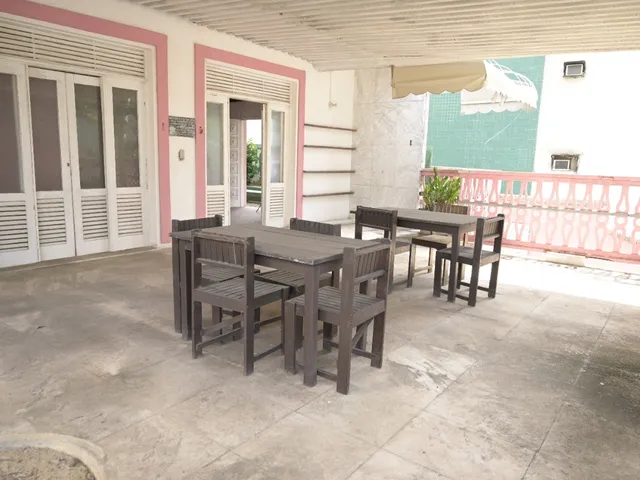 Imagem 9: Casa para locação na Pituba, Salvador-BA: 8 quartos, 3 suítes, 2 salas, 5 banheiros, 3