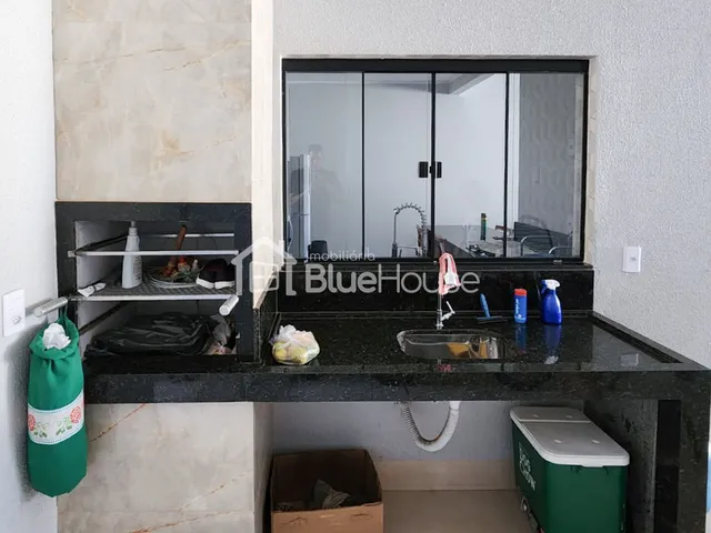 Imagem 3: Casa de 3 Quartos sendo 1 suíte em acabamento Premium no Vila São Jorge