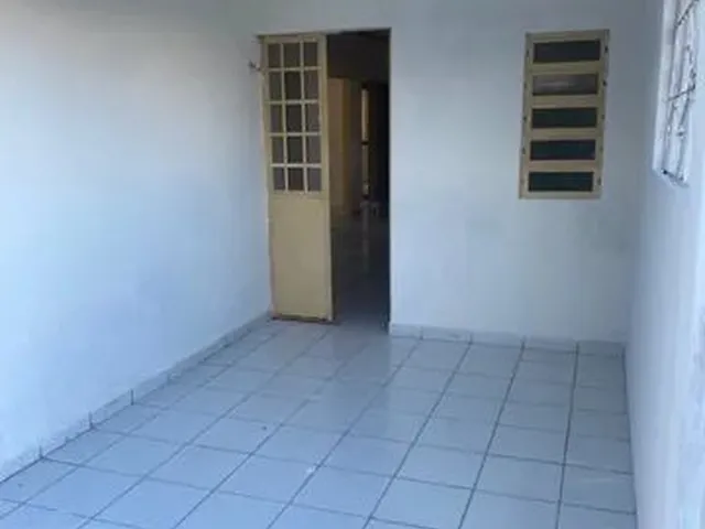 Imagem 2: Casa Próximo a Fipe