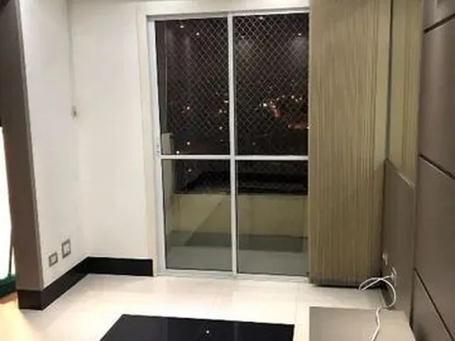 Imagem: O apartamento possui 2 Dormitórios, 1 Banheiro, 1 Vaga na