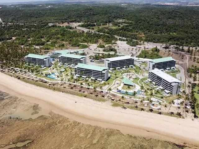 Imagem: O apartamento possui 4 Dormitórios, 4 Suítes, 5