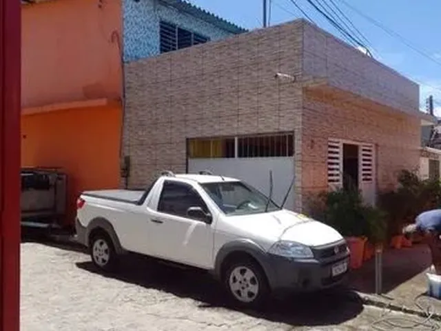 Imagem: A casa possui 3 Dormitórios e está localizado em Artur