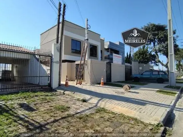 Imagem: Imobiliária Meireles Oferece Sobrado no