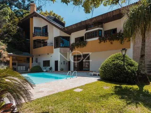 Imagem: Casa em Condomínio Fechado com 4 Dormitórios
