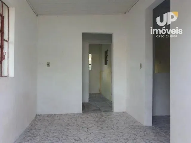 Imagem: Casa com 2 Dormitórios, À Venda por R$