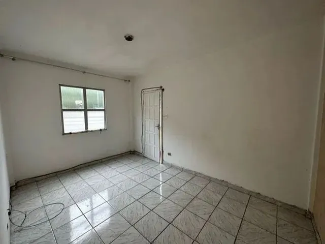 Imagem: O apartamento possui 2 Dormitórios, 1 Banheiro, 50m² de