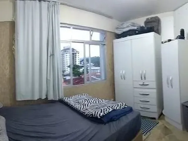 Imagem 2: Quarto em Apto na Trindade (Vaga Feminia