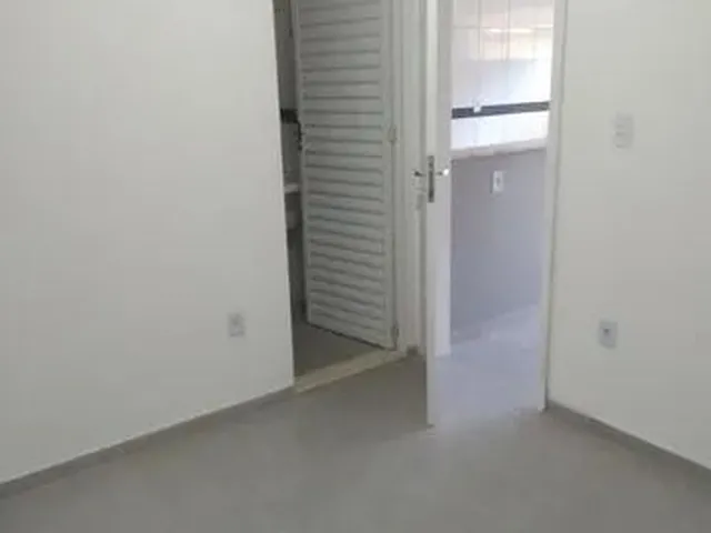 Imagem 3: Aluga-Se Apartamento Tipo Casa