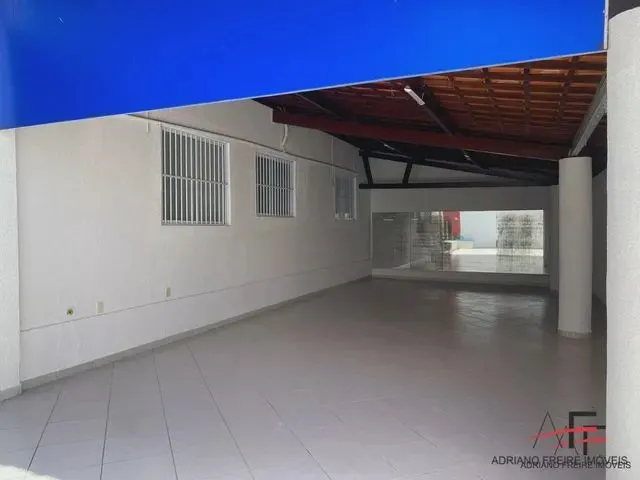 Imagem 2: Excelente Casa Plana com 4 Suítes, a 1 Minuto da Praia! - Ca52643