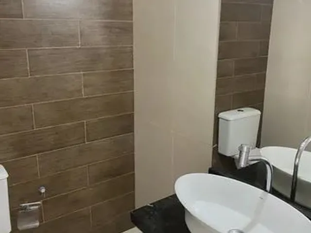 Imagem 13: Excelente Casa Plana com 4 Suítes, a 1 Minuto da Praia! - Ca52643