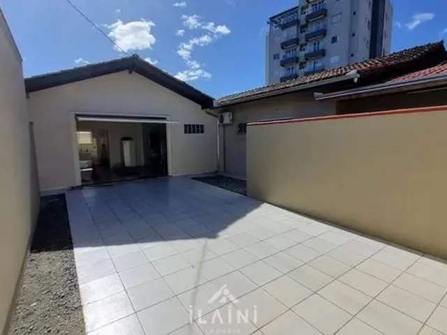 Imagem 2: Alugo Casa 3 Dormitórios Centro Camboriú