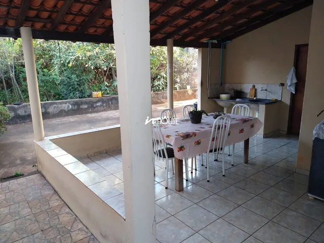 Imagem 10: Casa com 3 Quartos Sendo 1 Suíte no Bairro Presidente Roosevelt