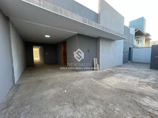 Imagem: A casa possui 3 Dormitórios, 3 Suítes, 5 Banheiros, 2
