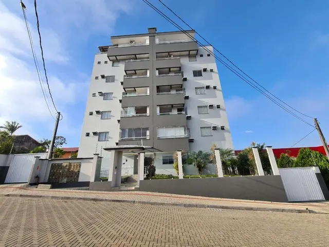 Imagem: Lindo Apartamento com Três Quartos