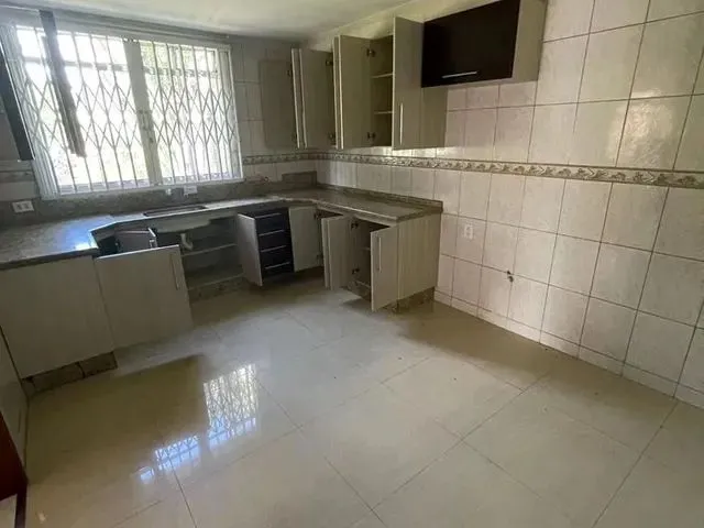 Imagem 2: Vende Sobrado Condomínio Fechado