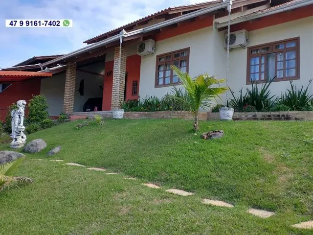 Imagem: Casa À Venda no Bairro Itoupavazinha