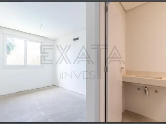 Imagem 12: Casa de Luxo em Condomínio Fechado à Venda em São Paulo-SP, Campo Belo: Com 4 Suítes