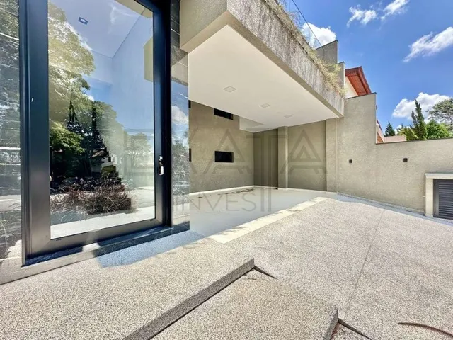 Imagem 16: Luxuosa Casa à venda no Condomínio São Paulo II em Cotia-SP - ELEVADOR, lareira