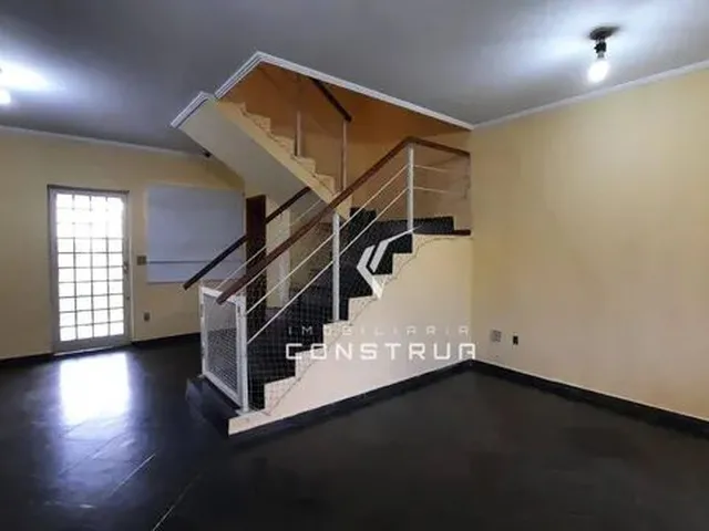 Imagem: Casa com 3 Dormitórios para Alugar, 180