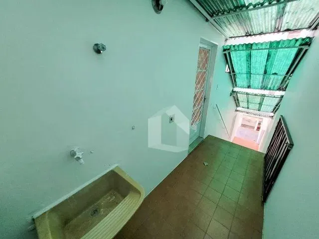 Imagem 10: Apartamento com 3 Quartos para Alugar, 178 M² por R$ 2.000/Mês - Centro - Poços De