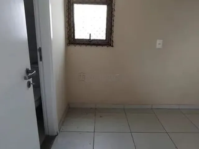 Imagem 10: Apartamento À Venda com 201M2, 4 Dormitórios Sendo 2 Suítes e 3 Vagas no Edf. Maria