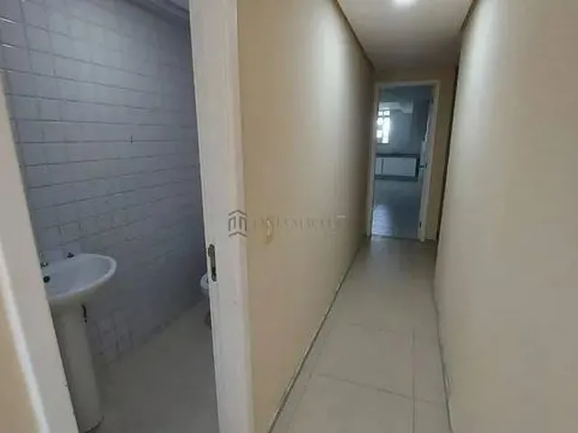 Imagem 6: Apartamento À Venda com 201M2, 4 Dormitórios Sendo 2 Suítes e 3 Vagas no Edf. Maria