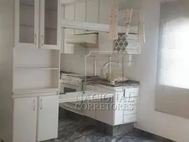 Imagem: A casa possui 4 Dormitórios, 4 Suítes, 4 Banheiros, 4