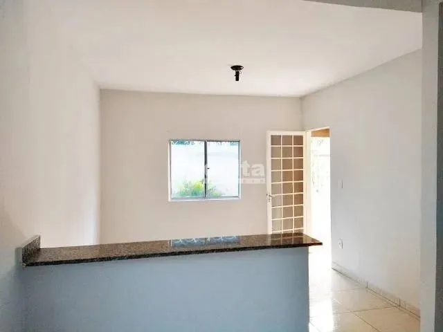 Imagem: Casa para Aluguel, 3 Quartos, 1 Suíte