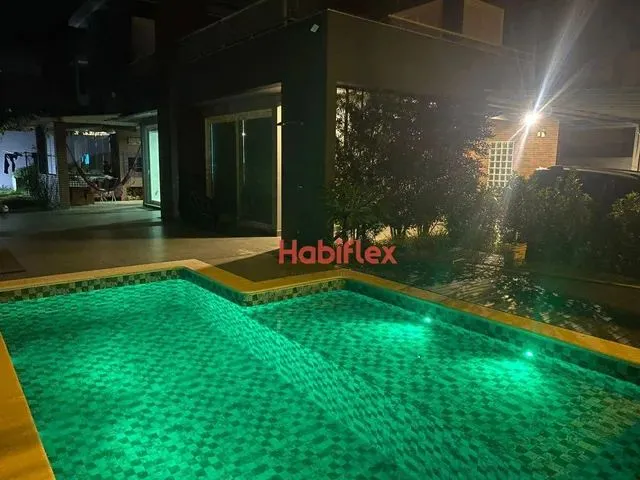Imagem: Casa com 4 Dormitórios para Alugar, 280