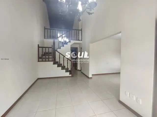 Imagem 3: Casa para Venda em Teresópolis, Bom Retiro, 3 Dormitórios, 3 Suítes, 3 Banheiros, 2