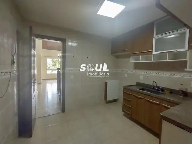 Imagem 12: Casa para Venda em Teresópolis, Bom Retiro, 3 Dormitórios, 3 Suítes, 3 Banheiros, 2