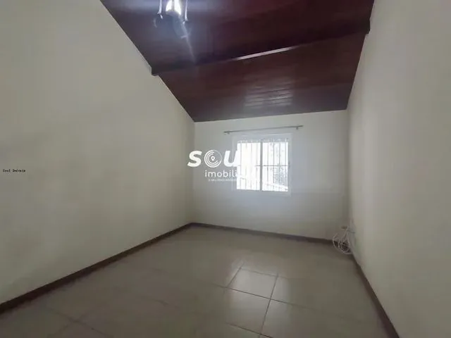 Imagem 14: Casa para Venda em Teresópolis, Bom Retiro, 3 Dormitórios, 3 Suítes, 3 Banheiros, 2