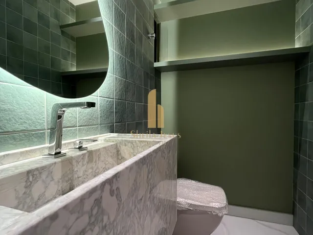 Imagem 8: Apartamento de Alto Padrão c/ 3 Suítes + 2 Vagas Próximo ao Mar da Brava