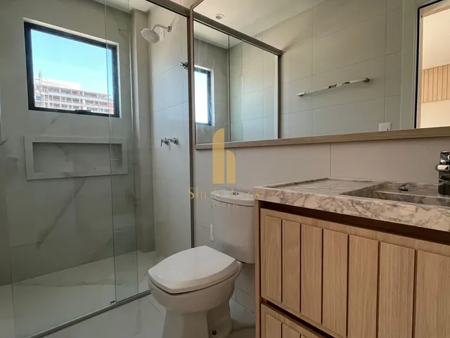 Imagem 4: Apartamento de Alto Padrão c/ 3 Suítes + 2 Vagas Próximo ao Mar da Brava