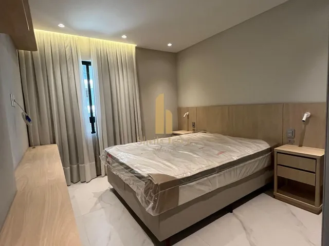 Imagem 3: Apartamento de Alto Padrão c/ 3 Suítes + 2 Vagas Próximo ao Mar da Brava