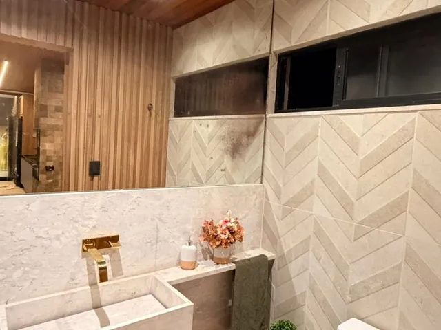 Imagem 12: VENDO CASA DUPLEX COM 4 SUÍTES NO ALPHAVILLE LITORAL NORTE 1